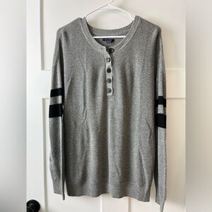 American Eagle thin gray sweater size Medium